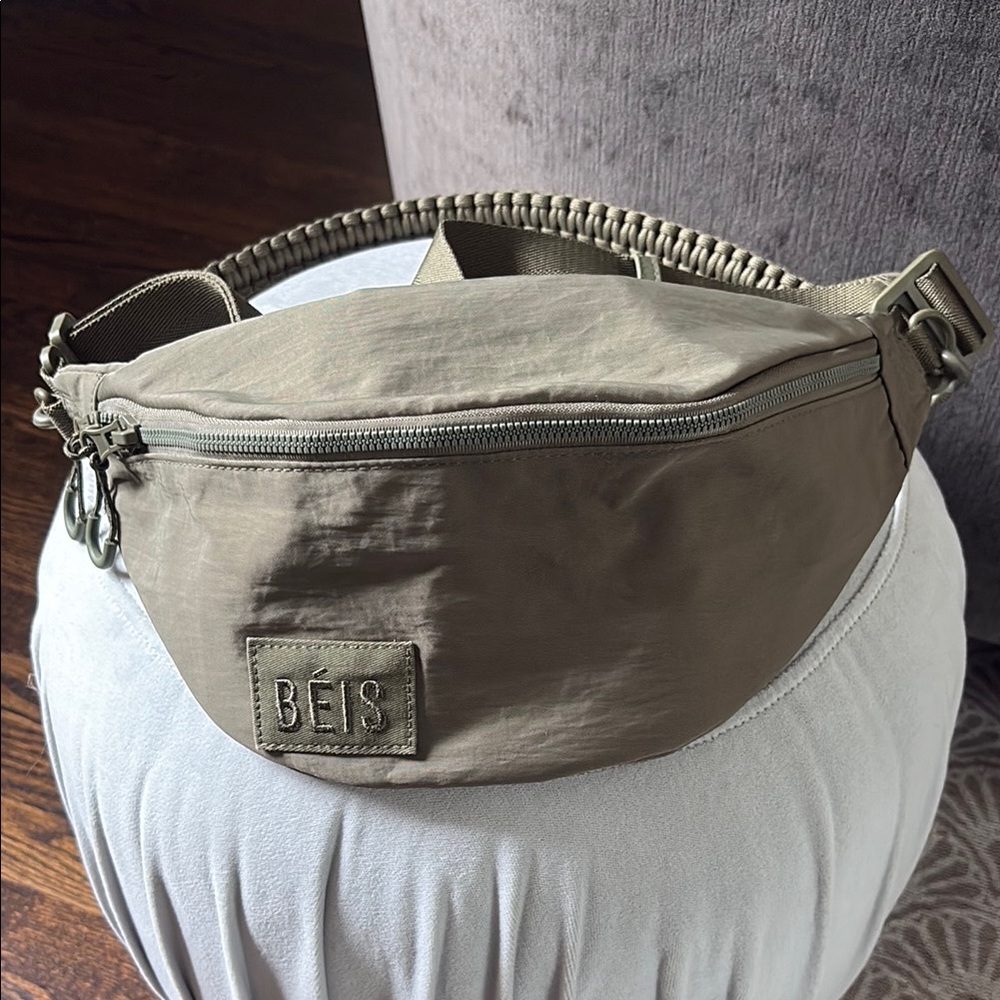 BEIS Sport Pack - olive